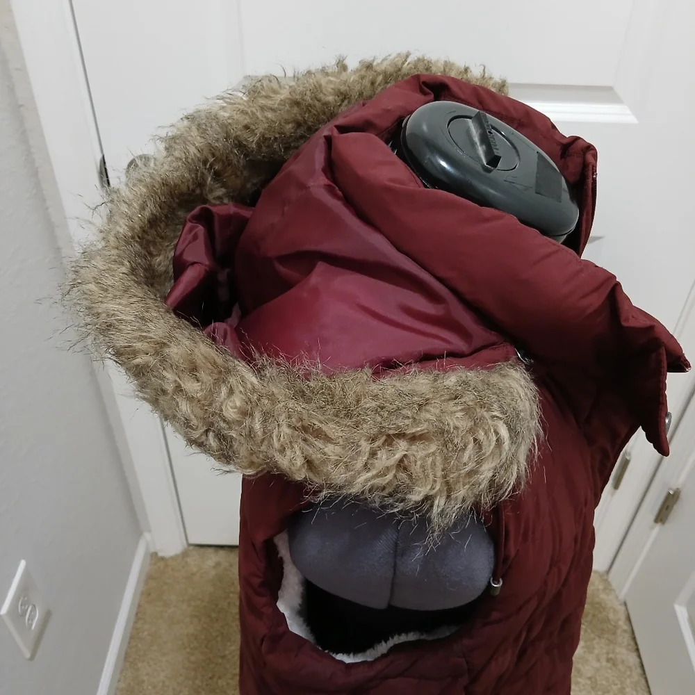 🔥SALE🔥Banana Republic Maroon‎ Puffy Hooded Vest